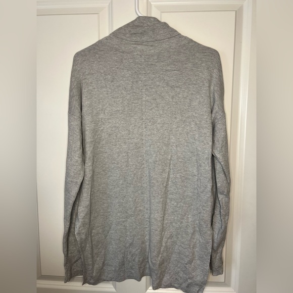 Banana Republic Light Gray Turtleneck Sweater - Picture 8 of 8